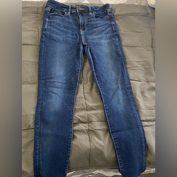 American eagle, high rise jegging, blue Jean, size 4 short - Picture 1 of 3